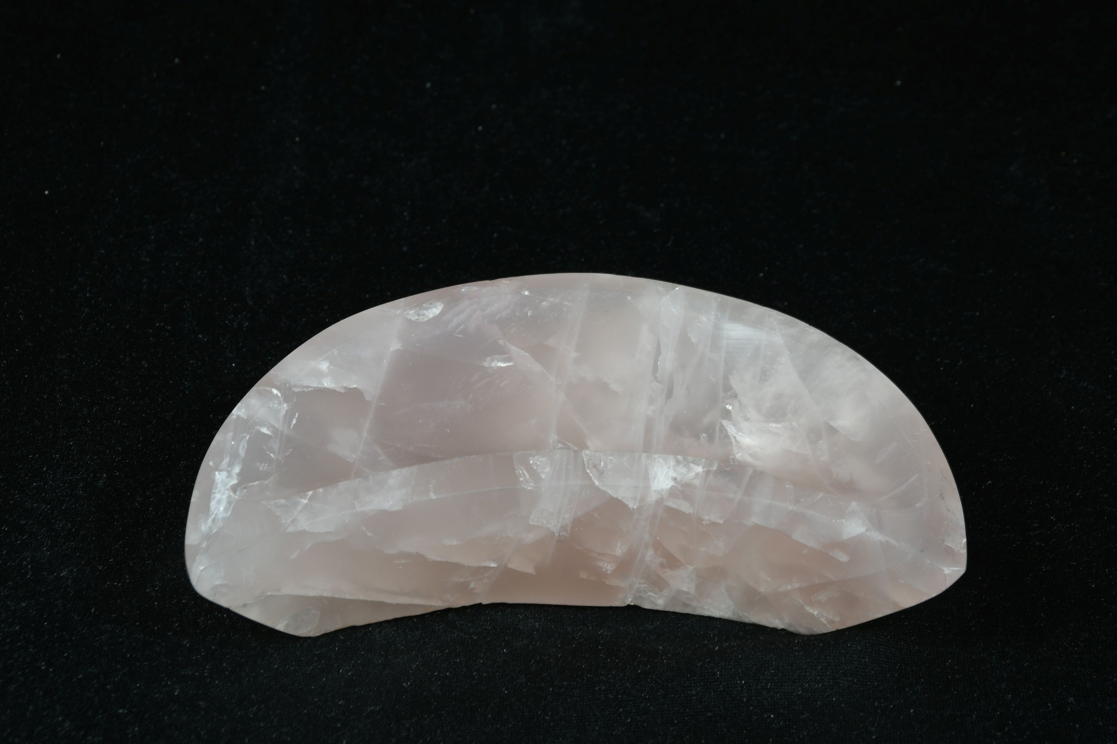 Rosenquarz Halbmond Schale kräftig