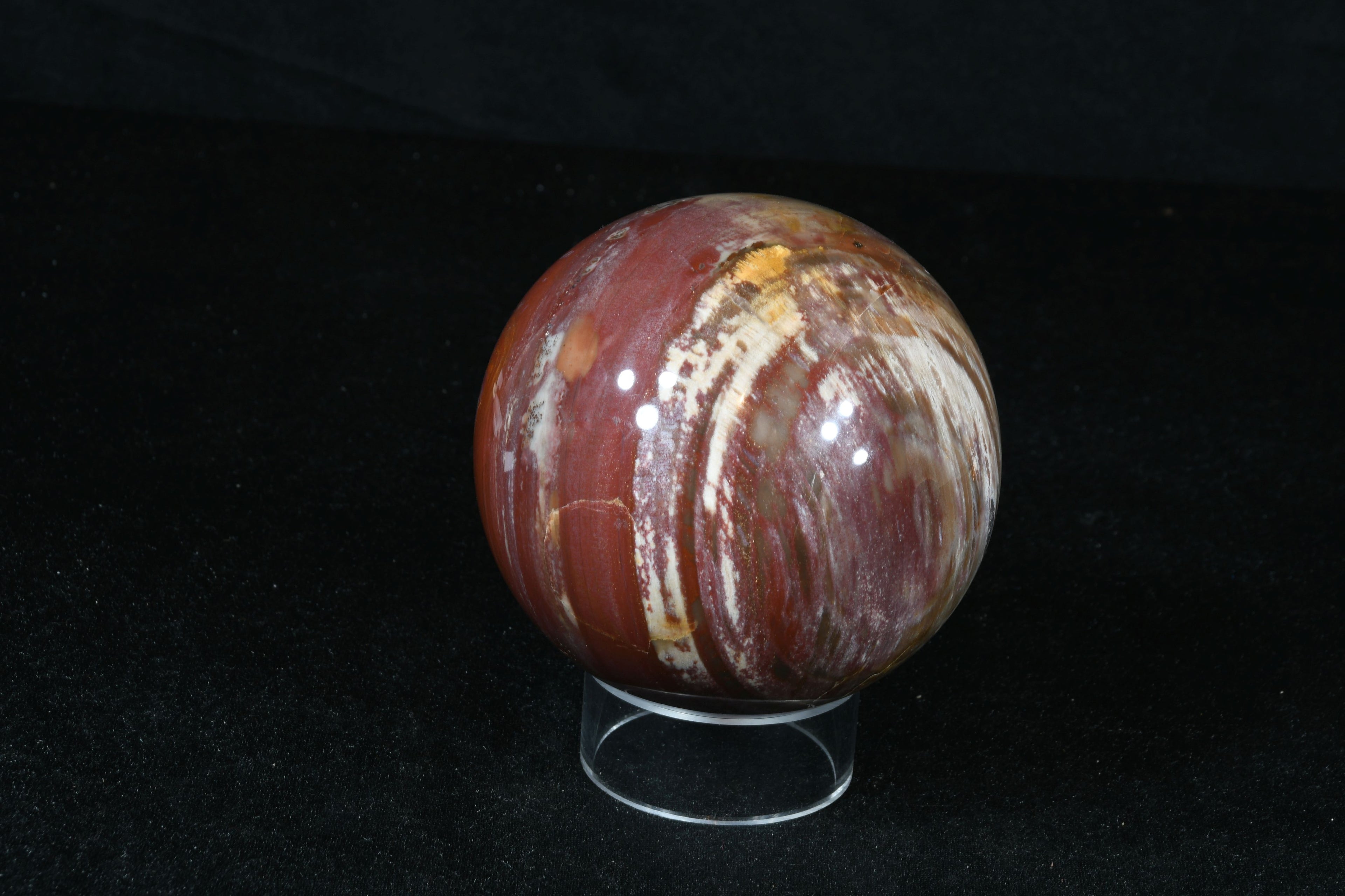 Polychromjaspis Kugel