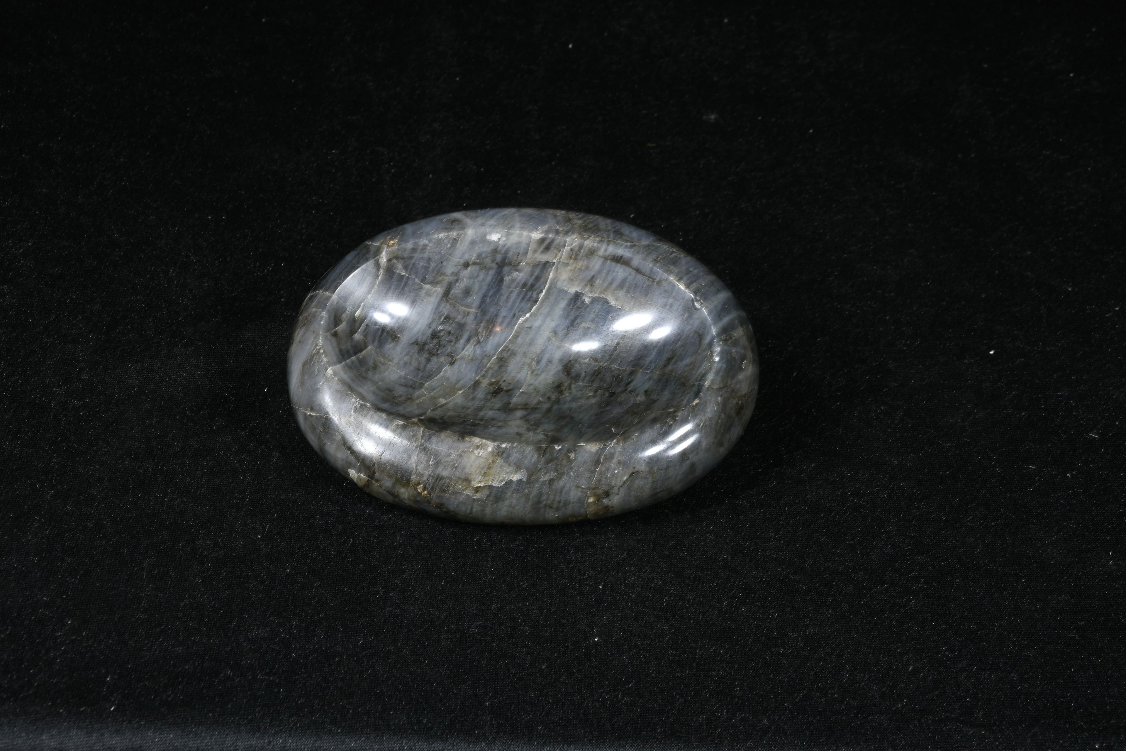 Labradorit Schale