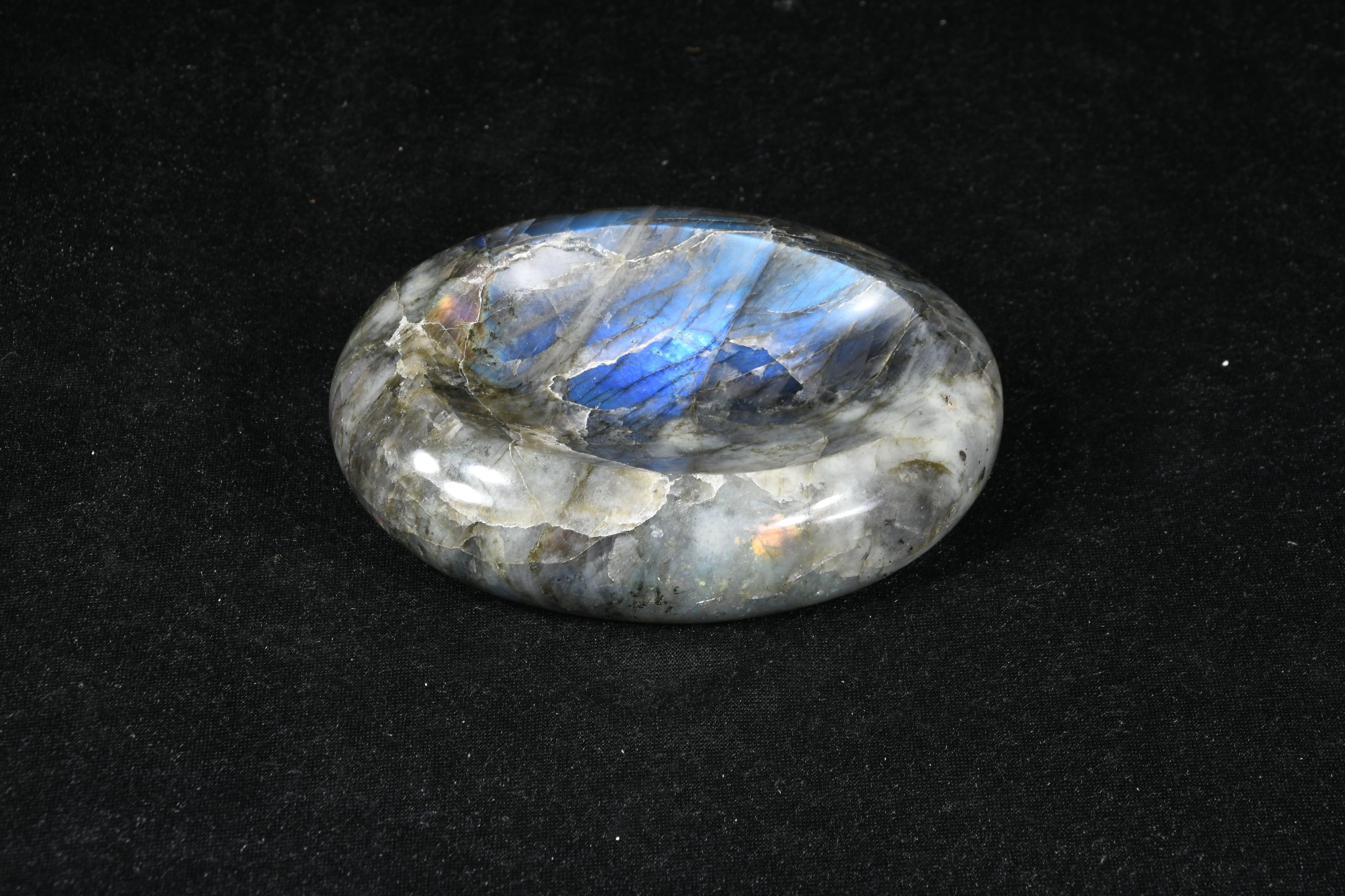 Labradorit Schale