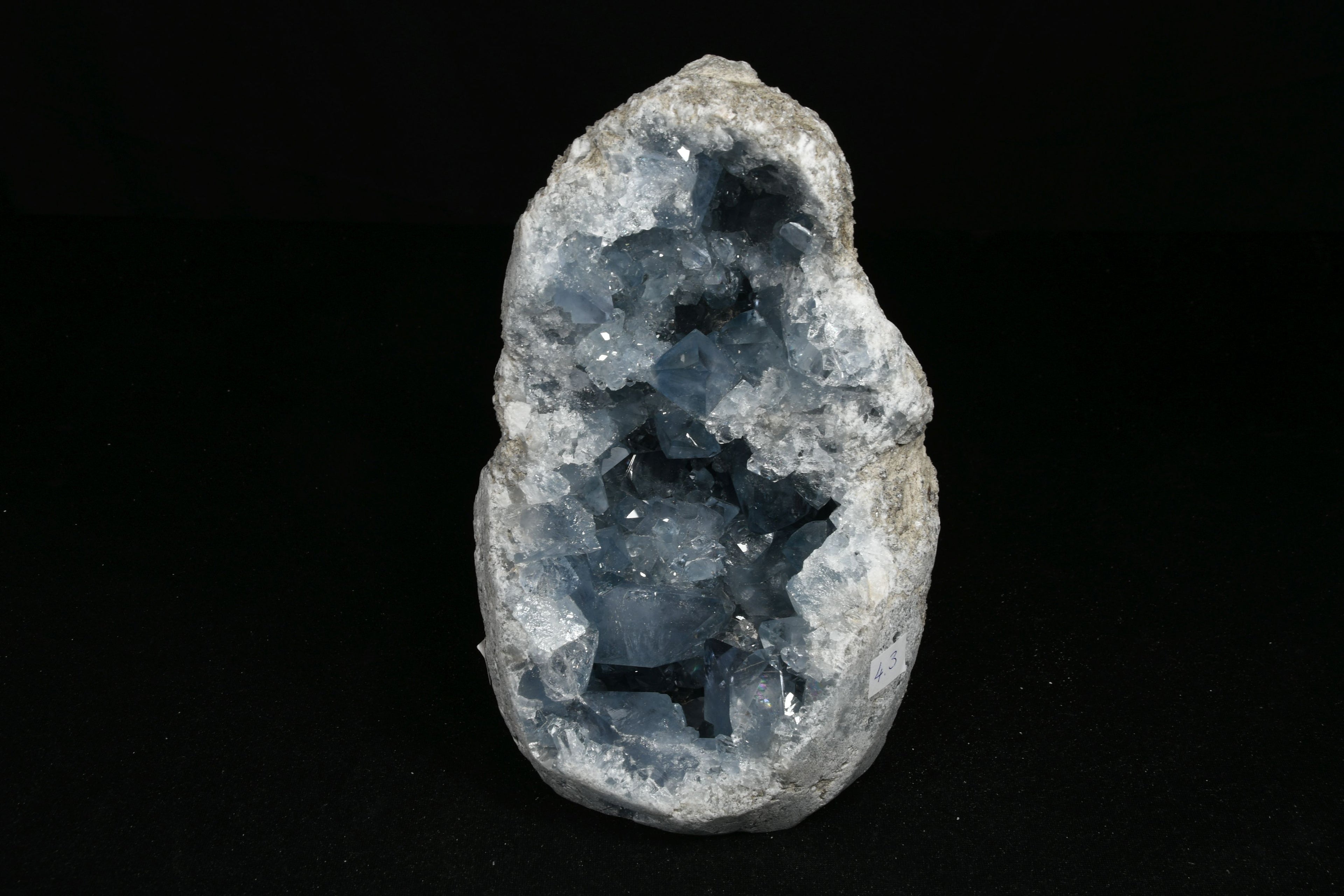 Coelestin Geode hoch